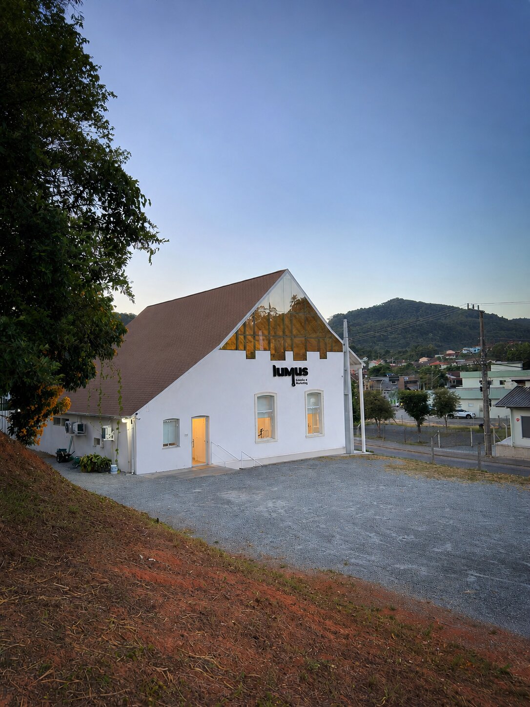 Fachada do Casarão da Lumus